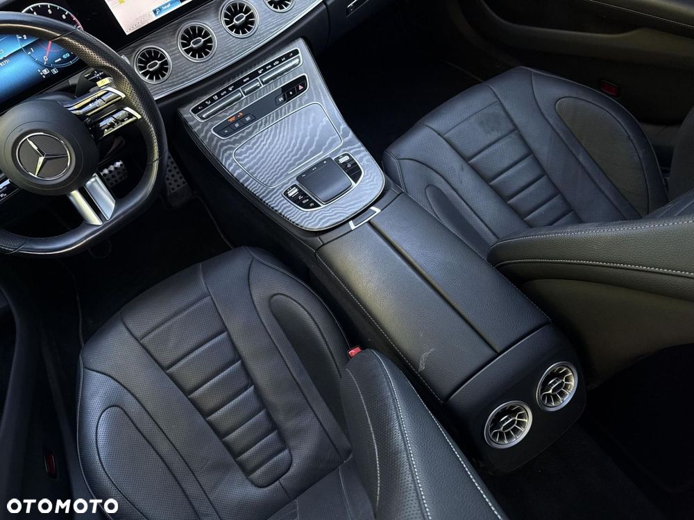 Mercedes-Benz CLS - 16