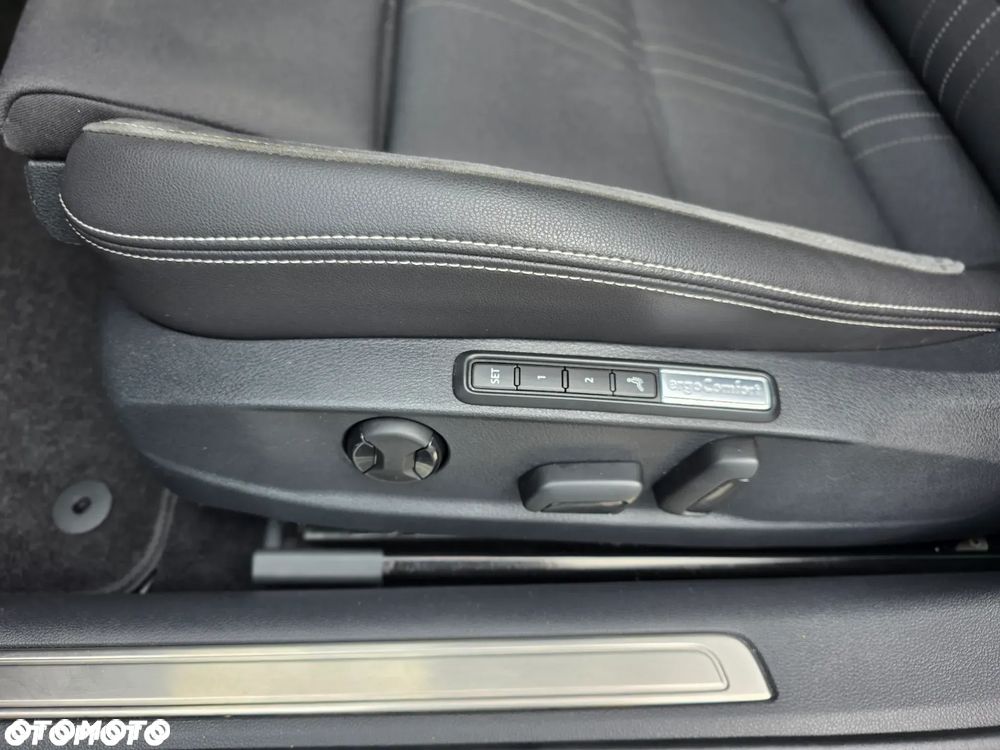 Volkswagen Passat Alltrack - 20