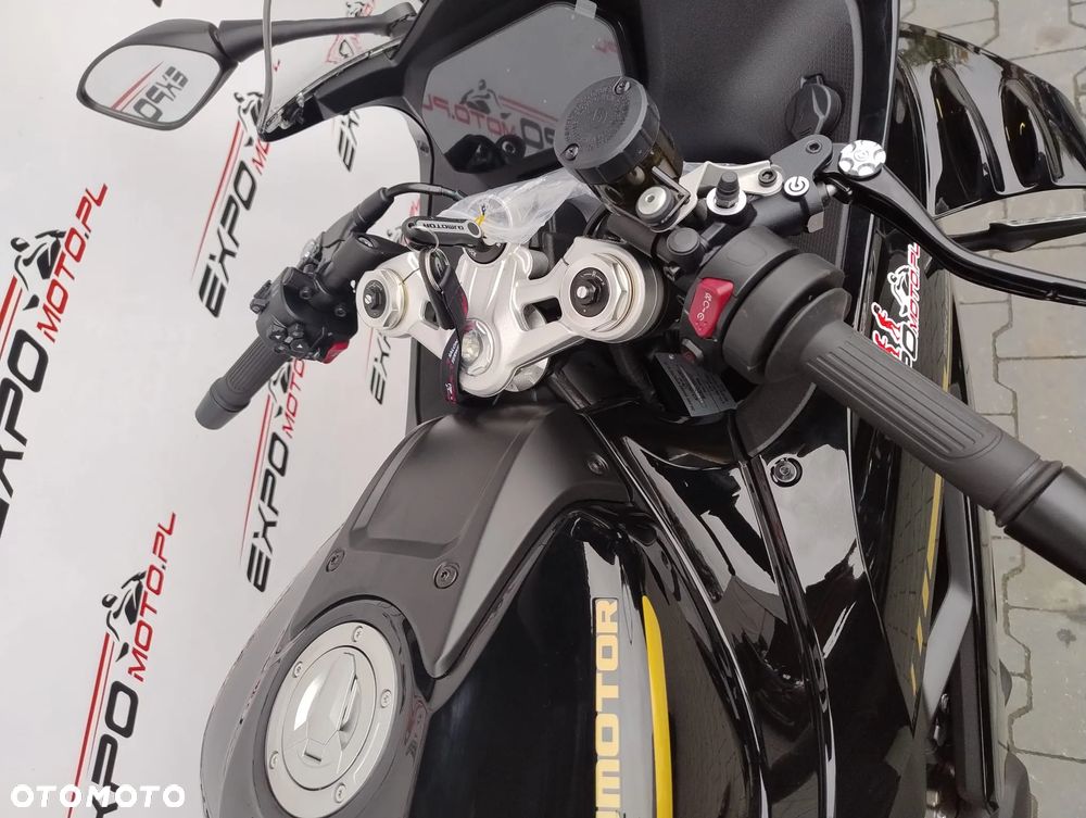 QJMOTOR SRK 800RR - 15