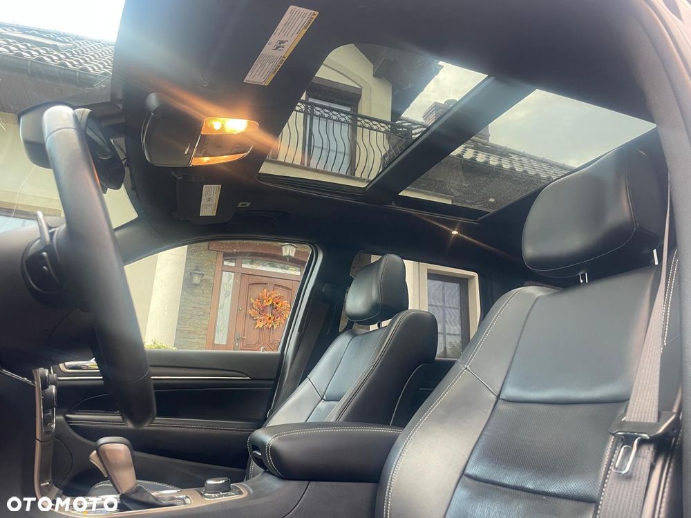 Jeep Grand Cherokee - 13