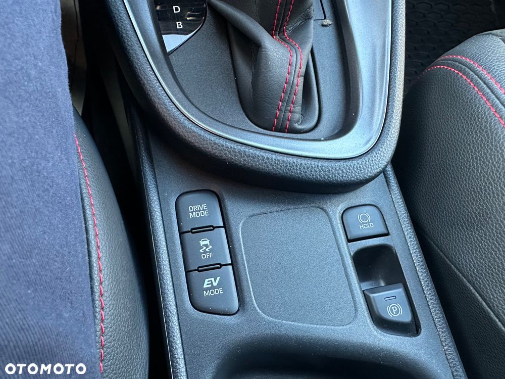 Toyota Yaris Cross 130 1.5 VVT-i GR Sport - 21