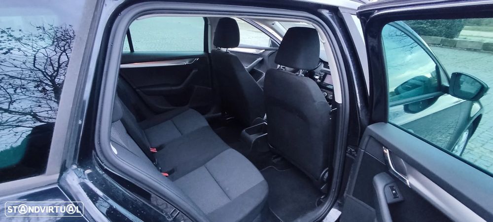 Skoda Octavia Break 1.6 TDi Active - 29