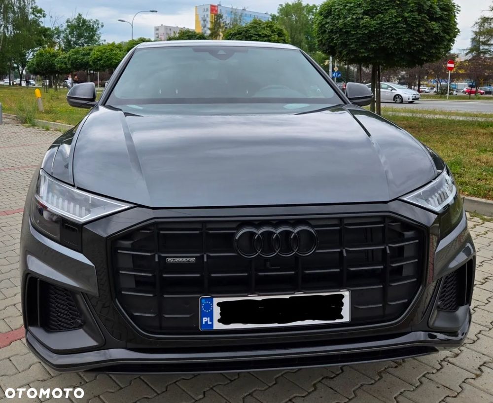 Audi Q8 - 2