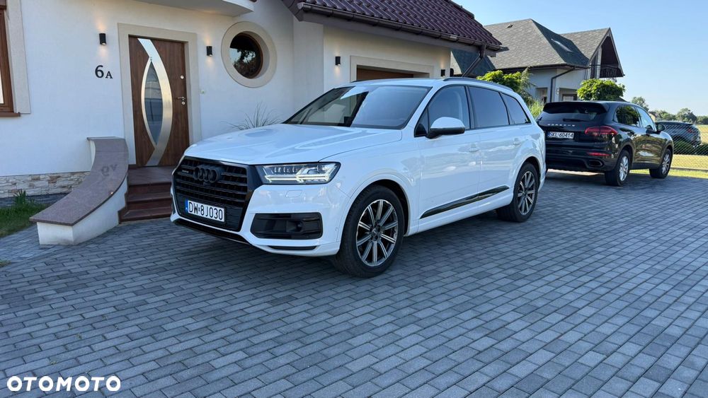 Audi Q7 - 4
