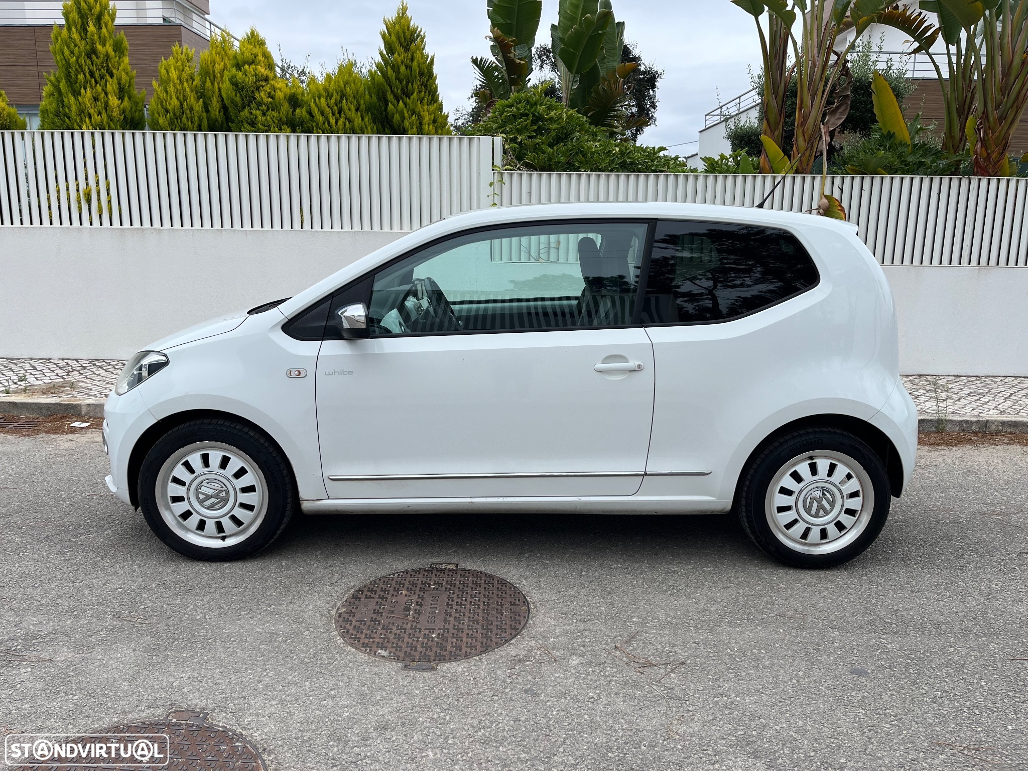 VW Up! 1.0 White - 3