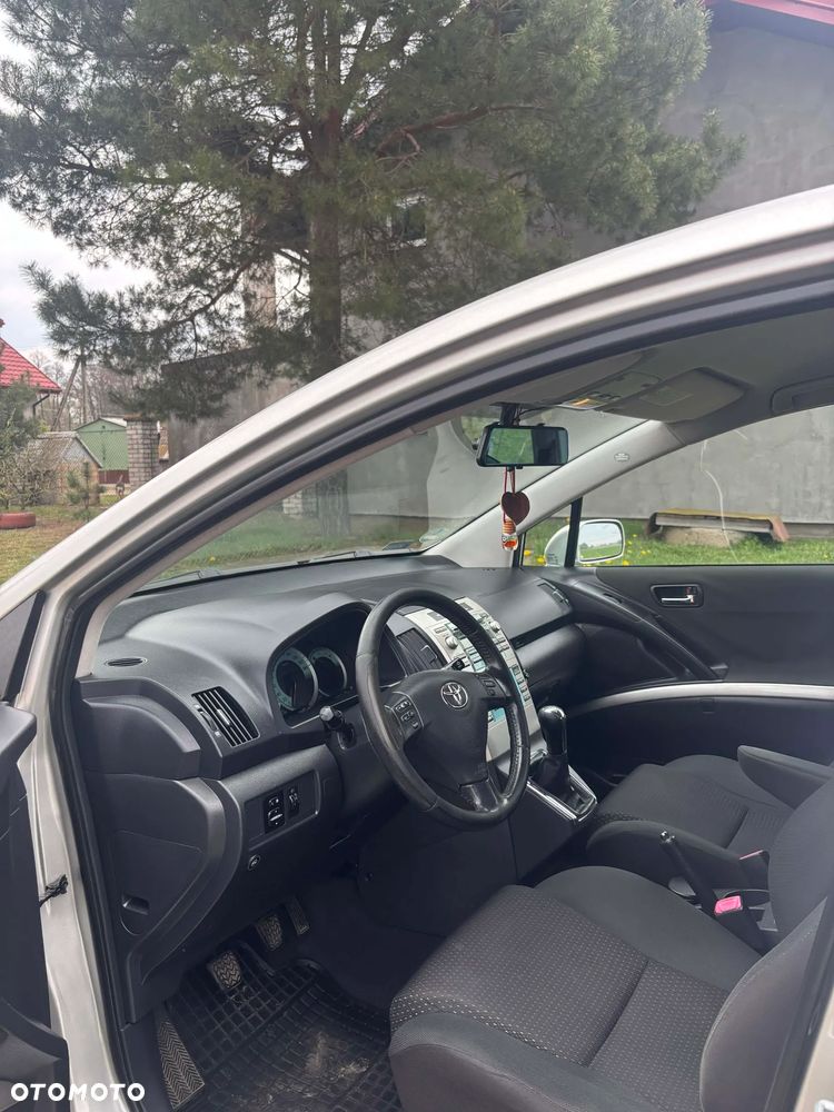 Toyota Corolla Verso 1.8 Sol 7os - 21