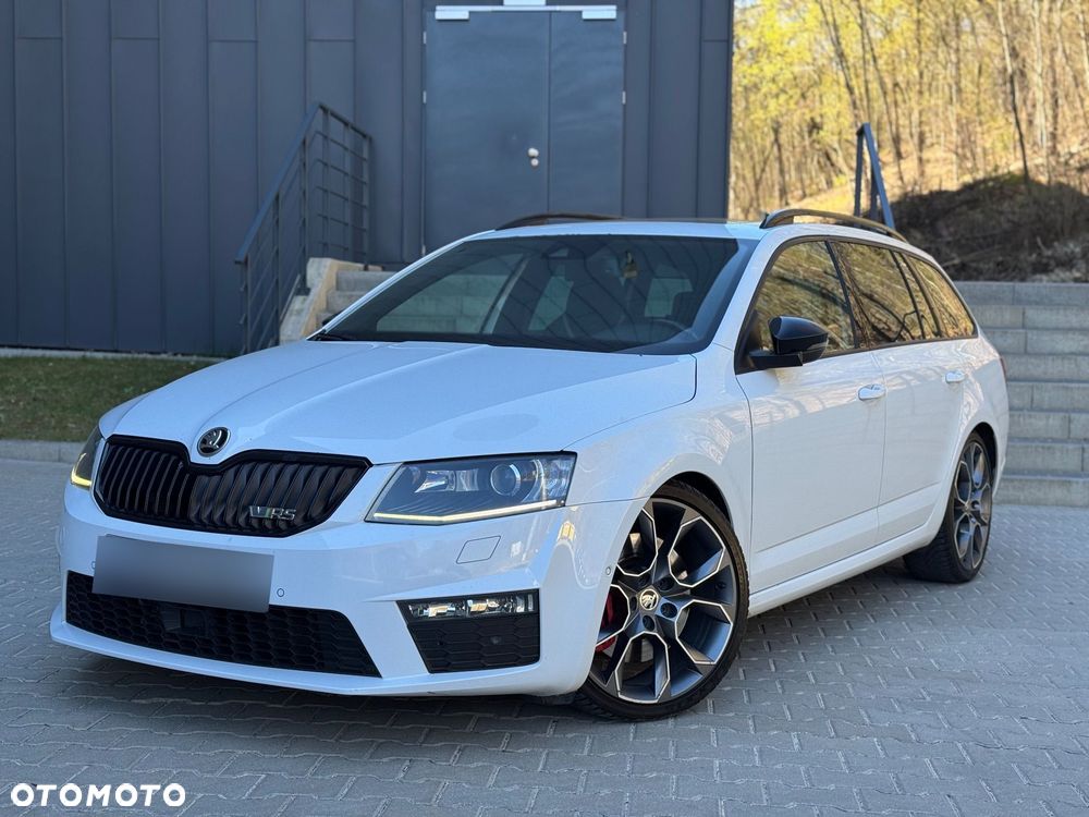 Skoda Octavia 2.0 TDI DSG RS - 3