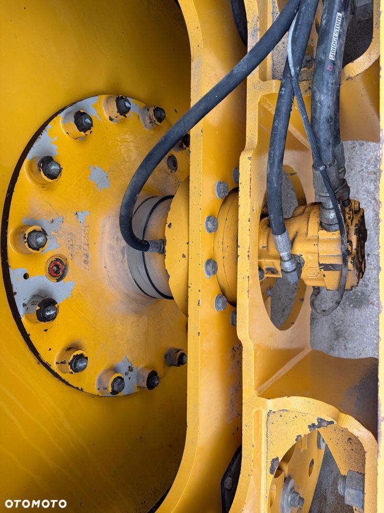 Volvo SD135 , BW213 , H13i - 18