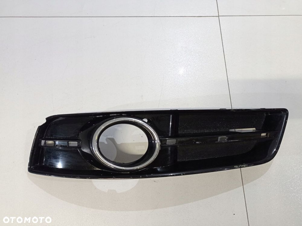 AUDI A3 8P LIFT KRATKA ZDERZAKA LEWA 8P0807681 - 1