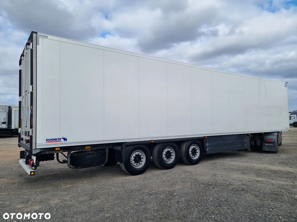 Schmitz Cargobull SKO - 8