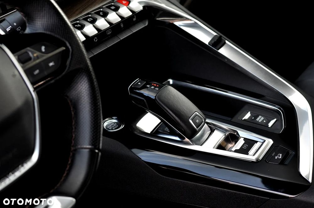 Peugeot 5008 1.5 BlueHDi GT S&S EAT8 - 17