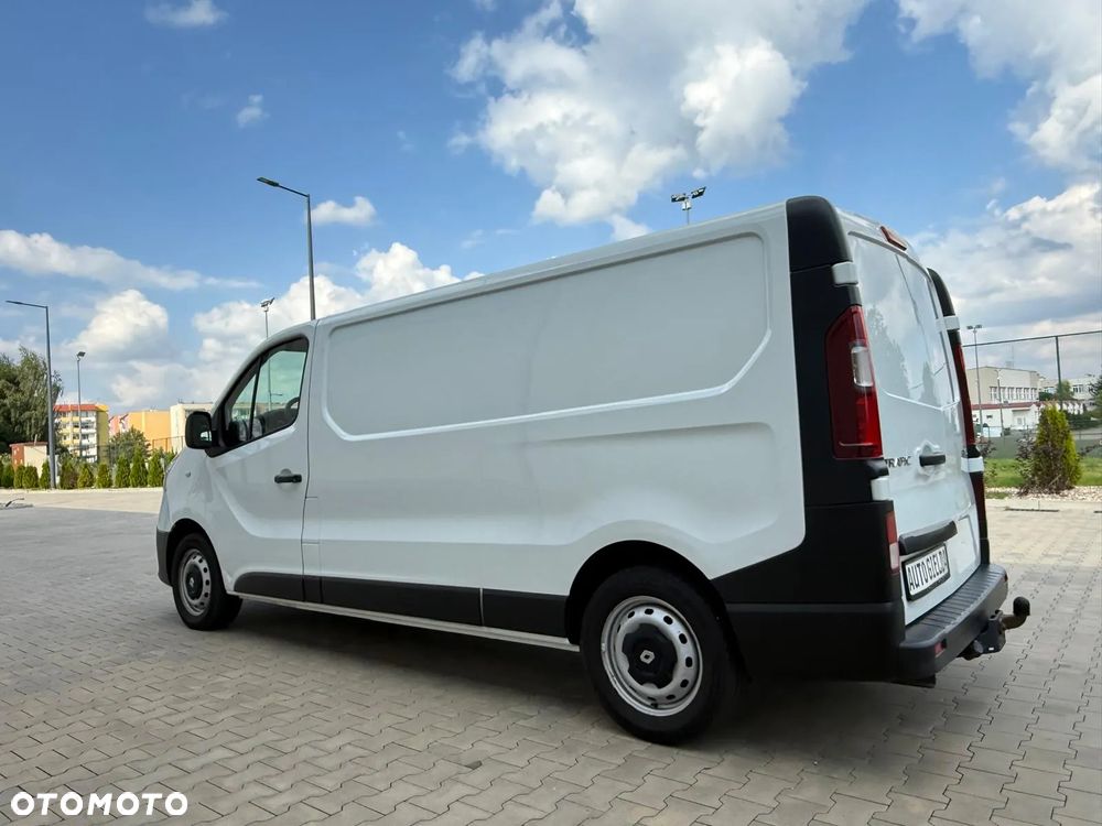 Renault Trafic - 18
