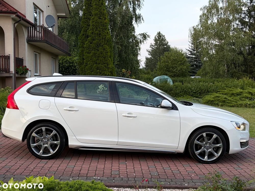 Volvo V60 D3 Momentum - 5