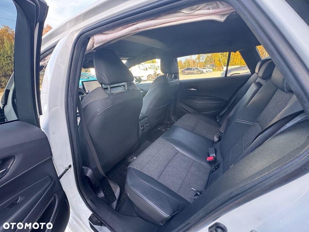 Toyota Corolla 1.8 Hybrid Style - 29