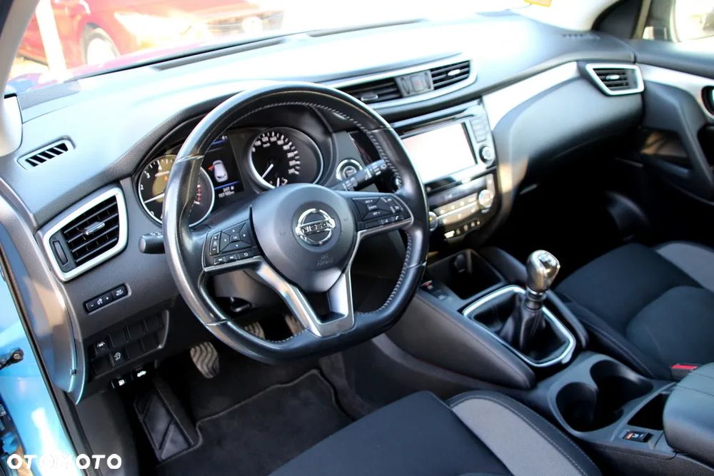 Nissan Qashqai 1.3 DIG-T N-Connecta - 8