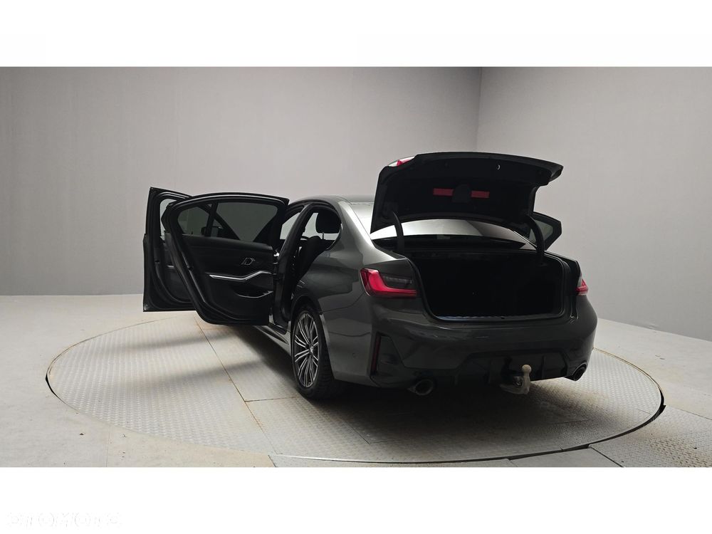 BMW Seria 3 - 11