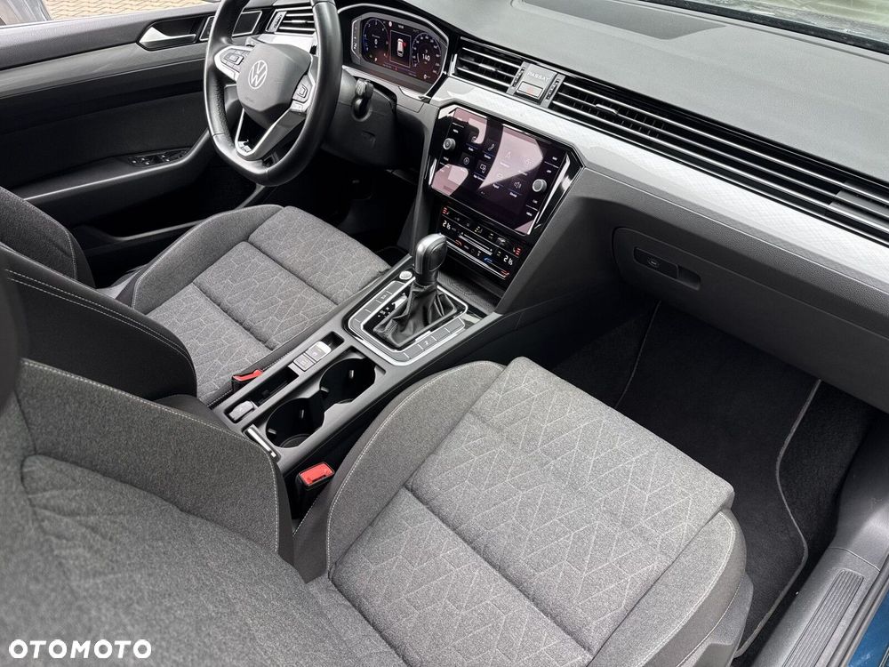 Volkswagen Passat Variant 2.0 TDI EVO Business DSG - 13