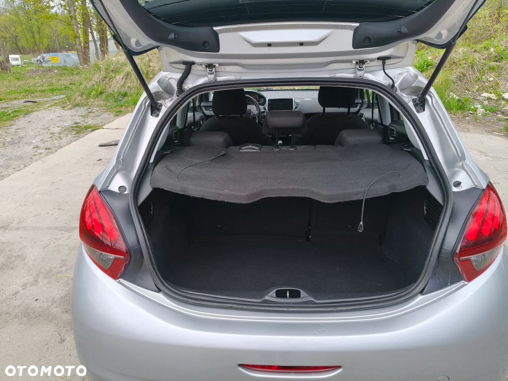 Peugeot 208 Blue-HDi 100 Stop&Start Active - 15