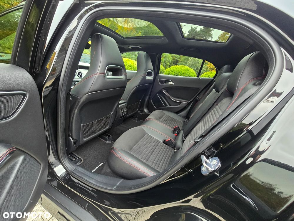 Mercedes-Benz GLA 220 4-Matic AMG Line - 8