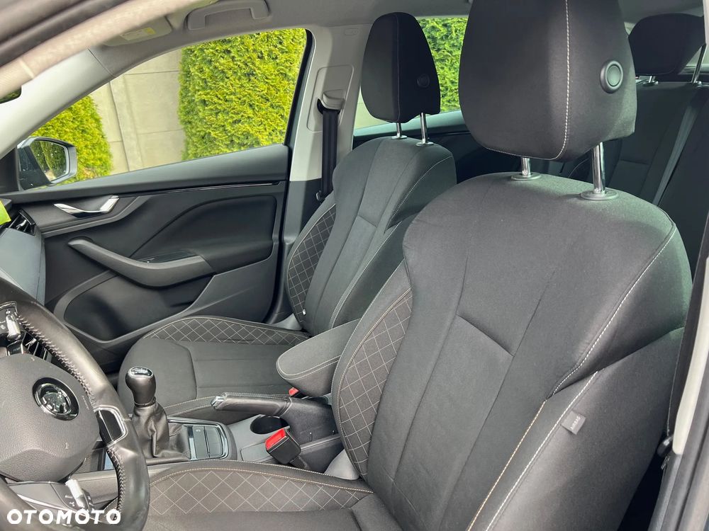 Skoda Scala 1.5 TSI Ambition - 10