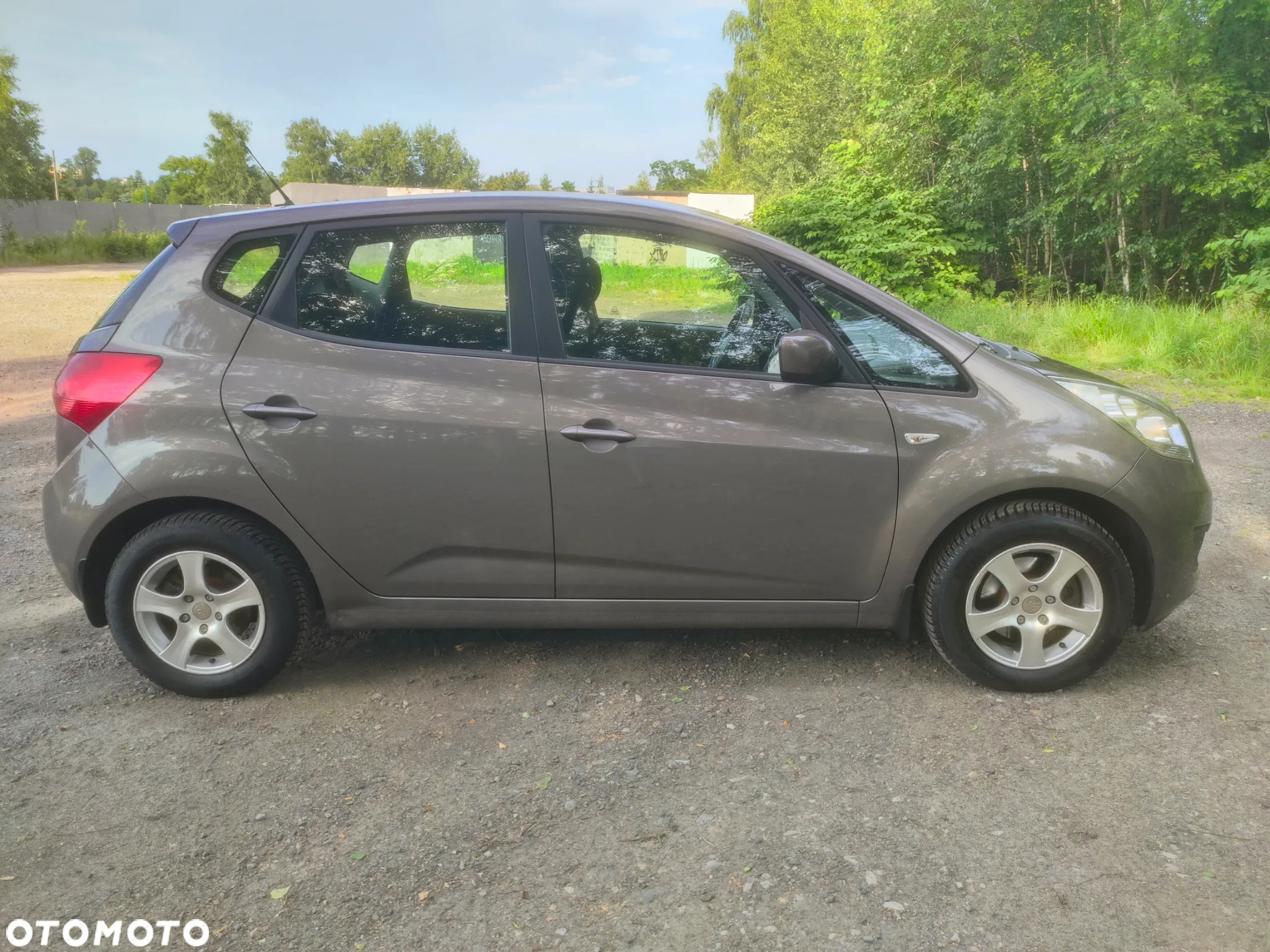 Kia Venga 1.6 M - 11