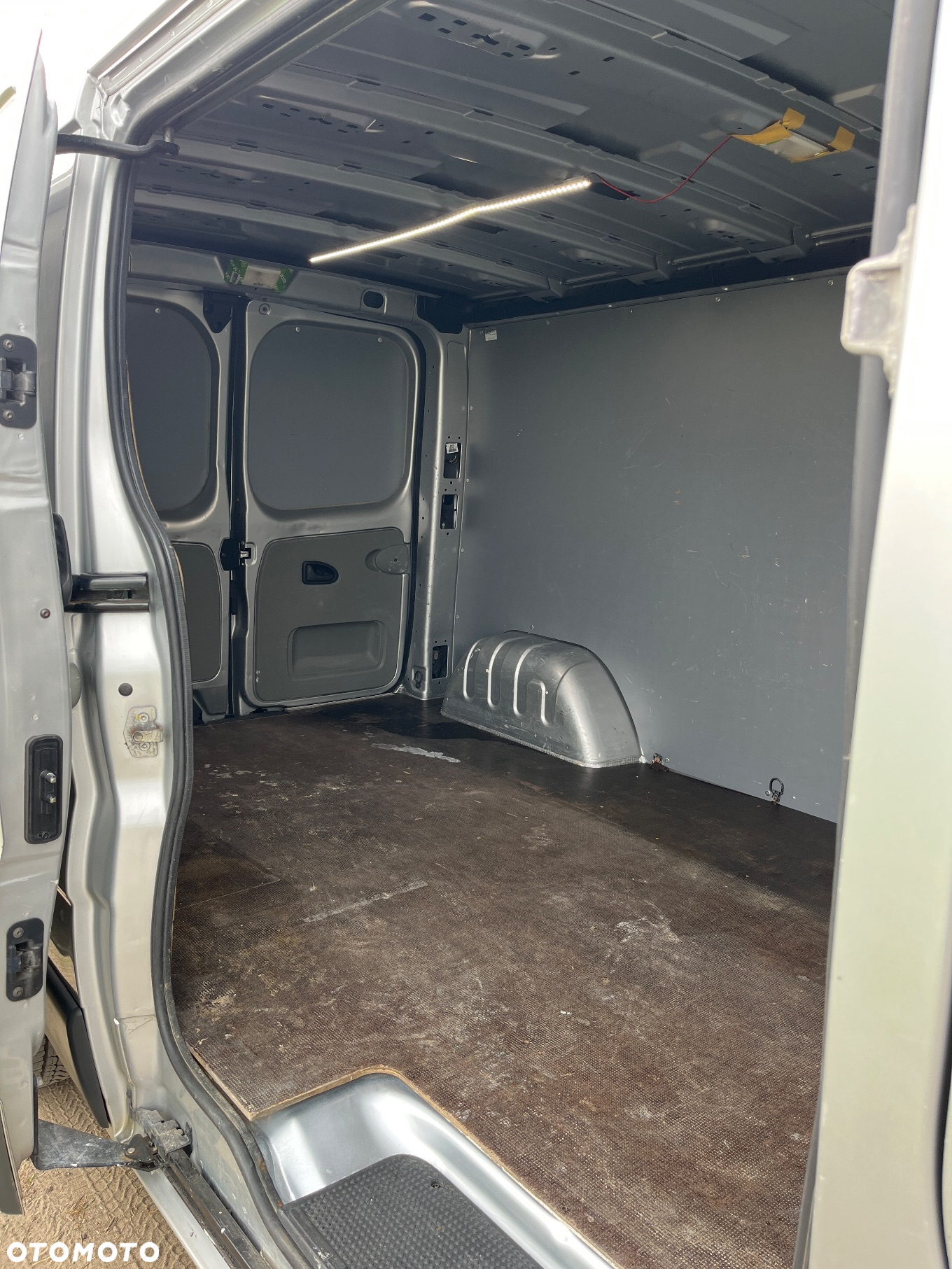 Opel Vivaro - 12
