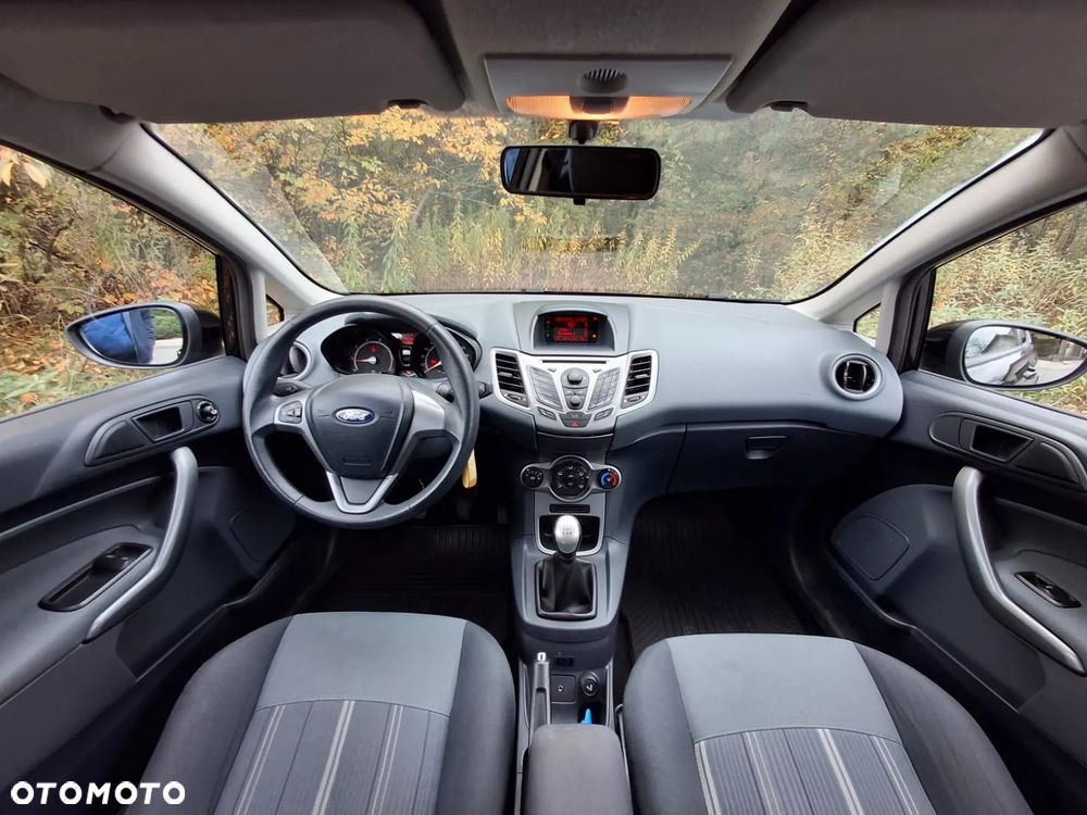 Ford Fiesta 1.25 Titanium EU5 - 16