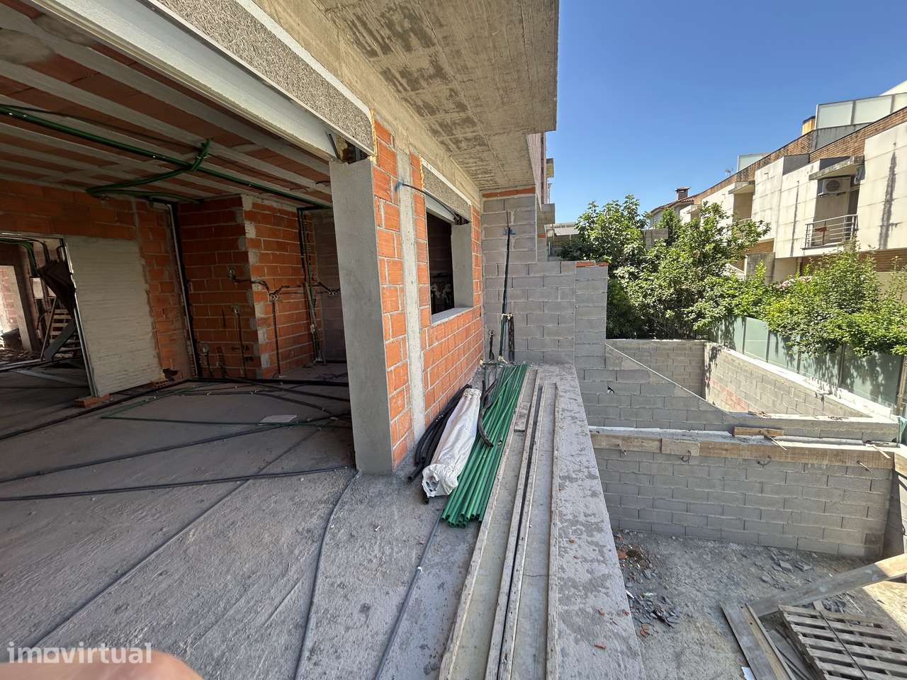 Moradia T4 NOVA,c/ Suíte,Terraços,Garagem, perto do Centro de Braga! - Grande imagem: 4/18