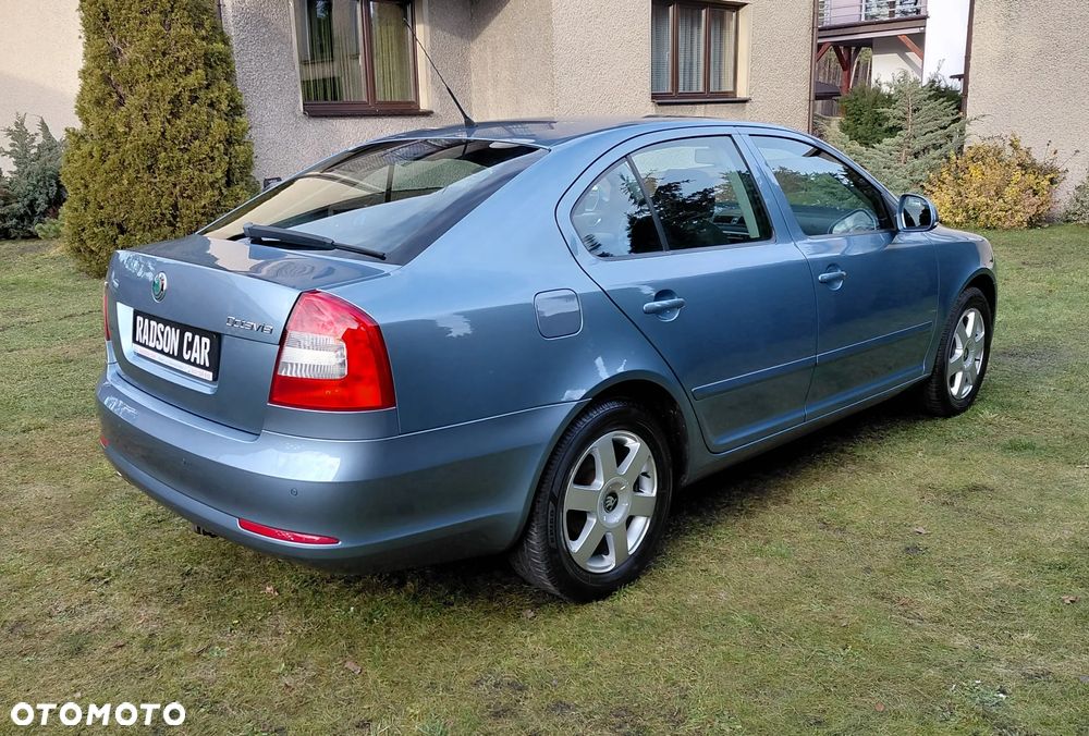 Skoda Octavia 1.6 Team Edition - 9