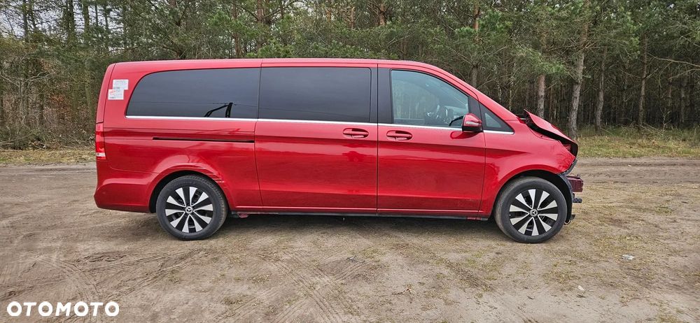 Mercedes-Benz Klasa V - 13