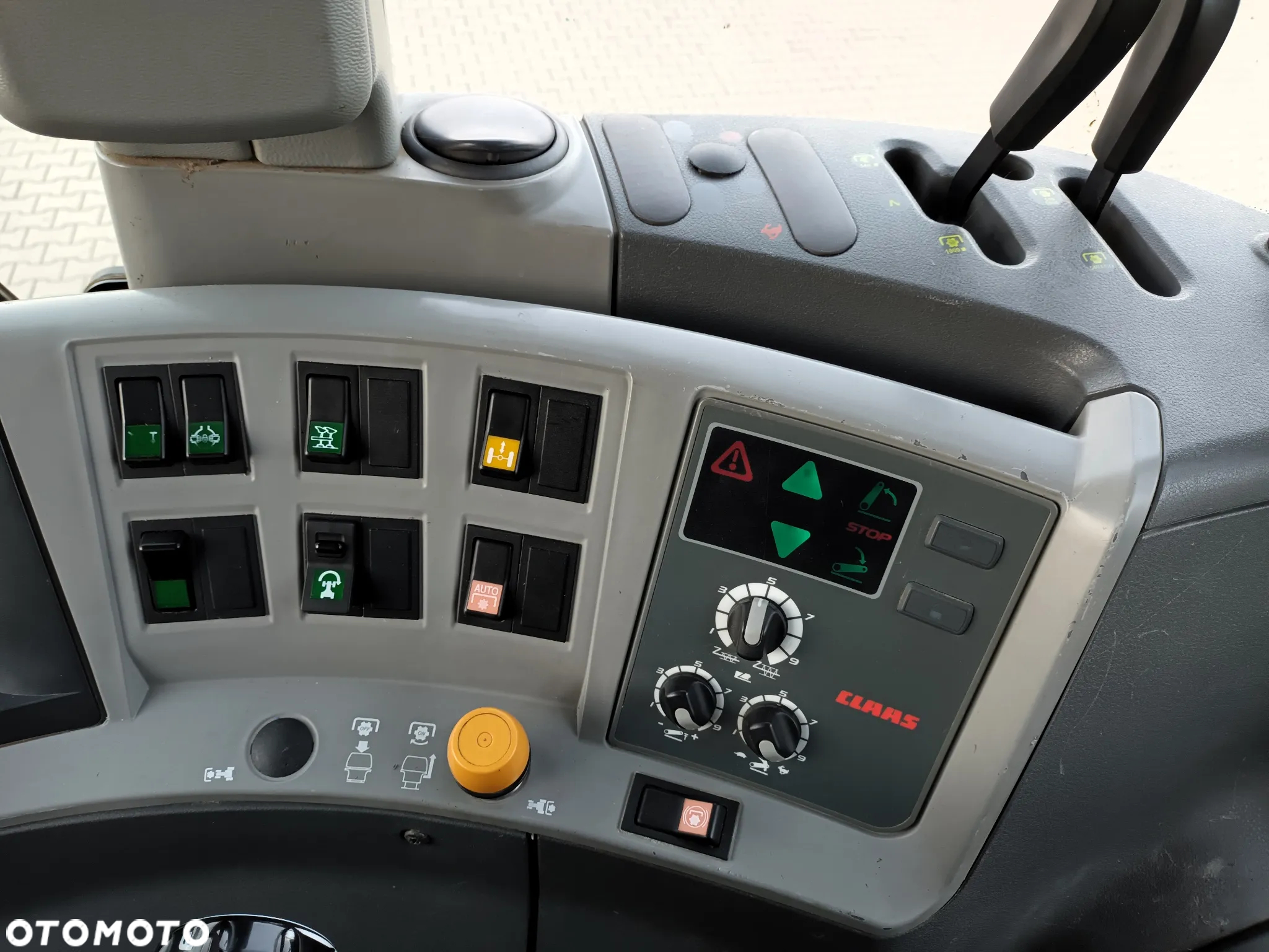 Claas 175 tys netto Axion 840 CEBIS - 18