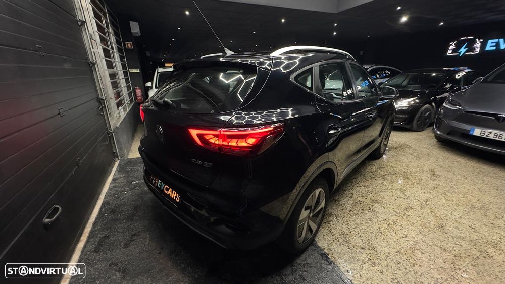 MG ZS EV 50.3 kWh Luxury - 4