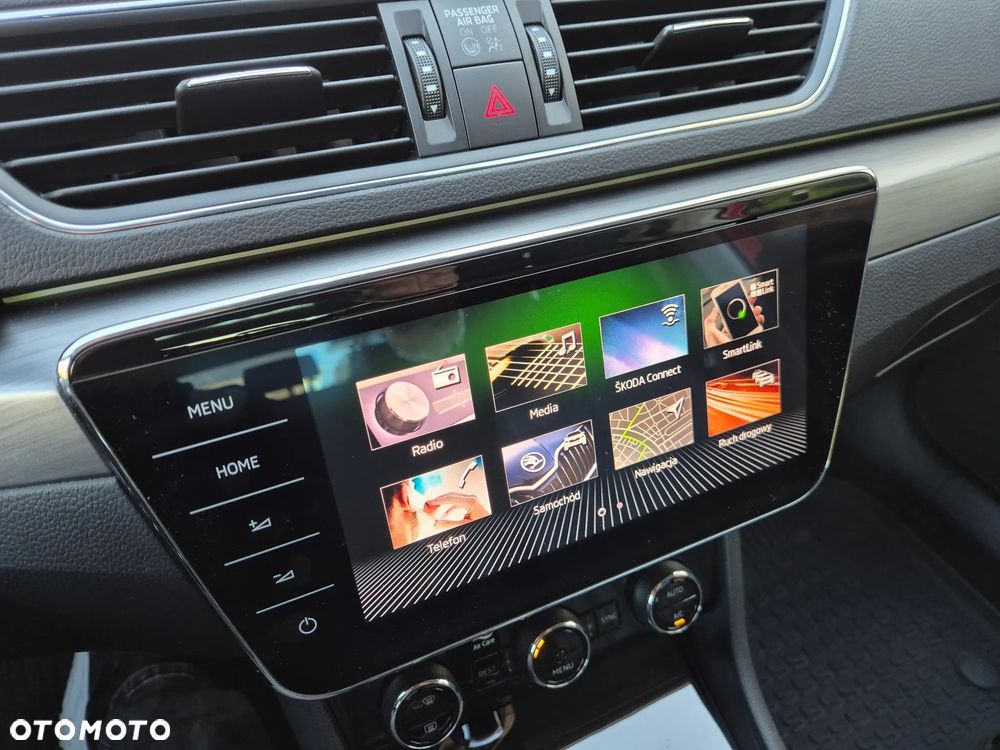 Skoda Superb 2.0 TDI DSG Premium Edition - 19