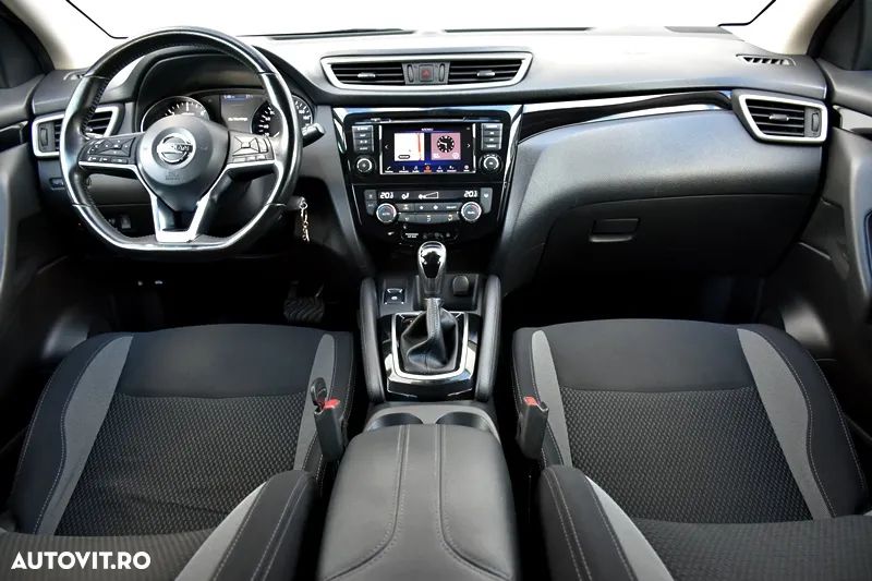 Nissan Qashqai 1.7 dCi Xtronic ALL-MODE 4x4i N-CONNECTA - 4