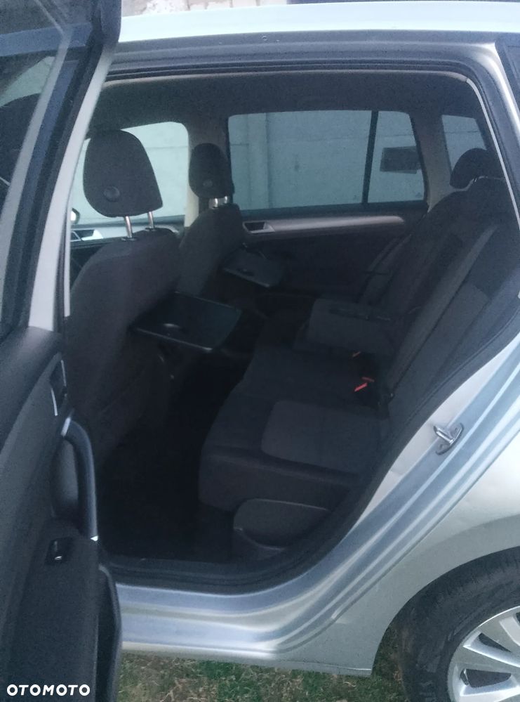 Volkswagen Golf Sportsvan - 13