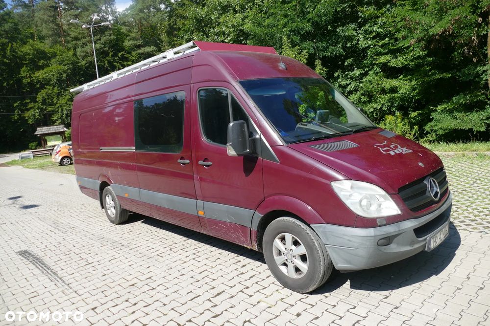 Mercedes-Benz Sprinter 319 - 2