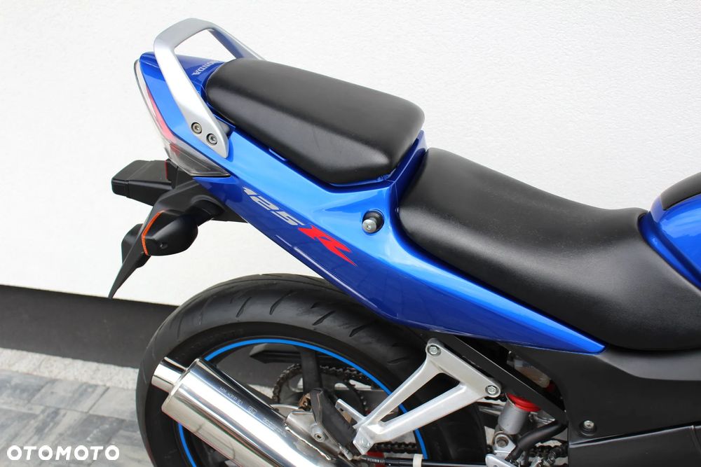 Honda CBR - 15