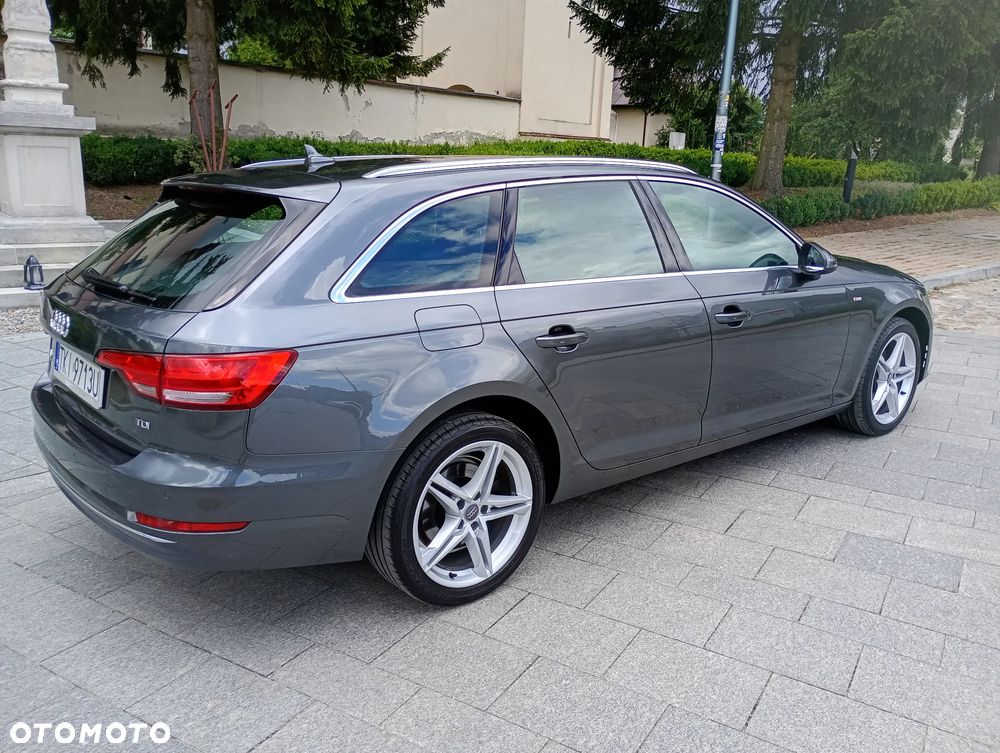 Audi A4 Avant 2.0 TDI DPF clean diesel S line Sportpaket - 17