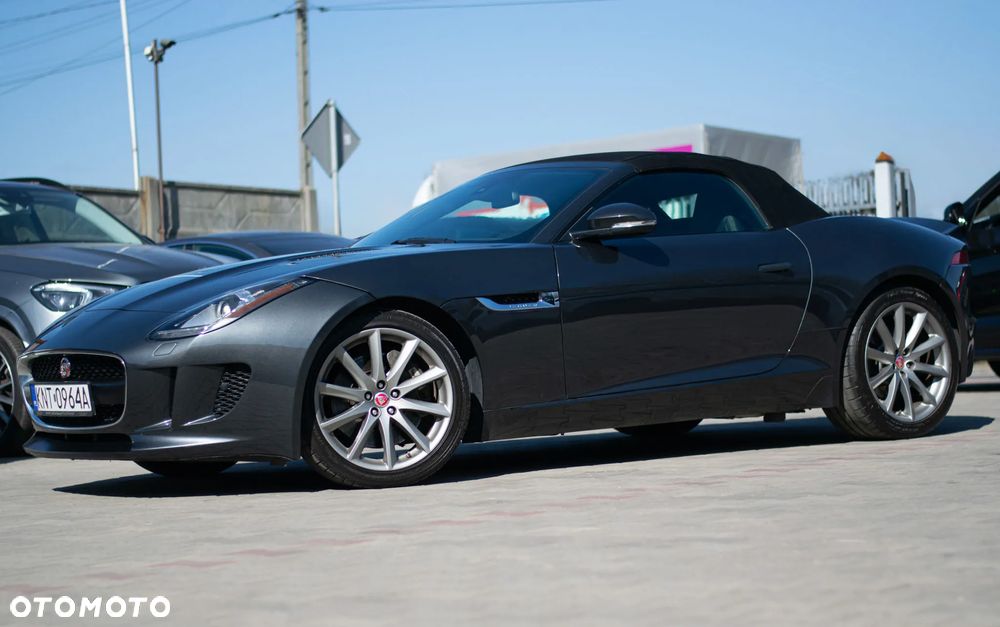 Jaguar F-Type R-Dynamic - 4