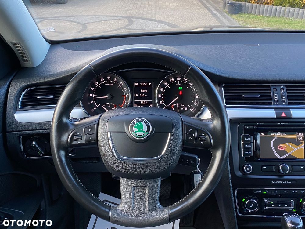 Skoda Superb 2.0 TDI DSG Elegance - 11