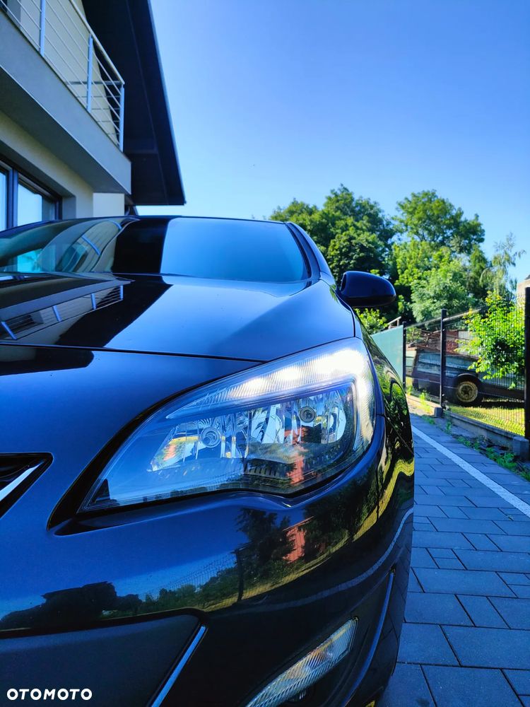 Opel Astra 1.7 CDTI DPF ENERGY - 2