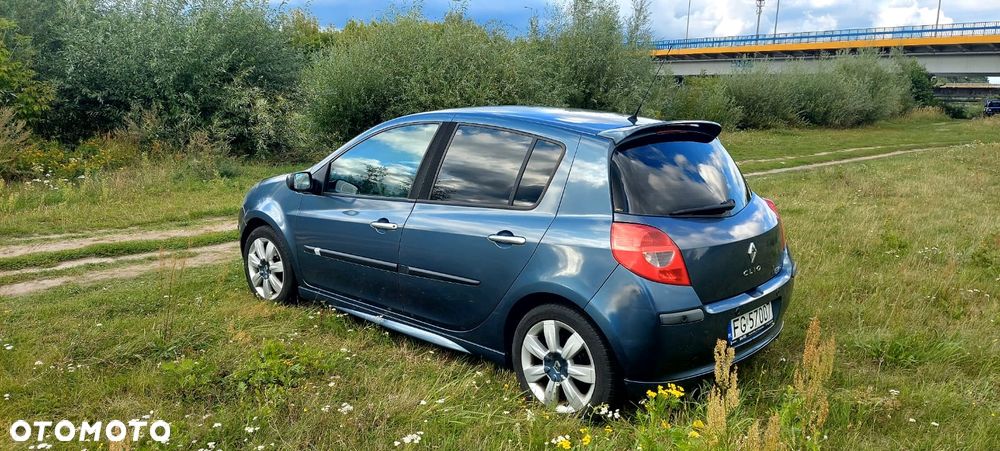 Renault Clio 1.4 16V Dynamique - 2