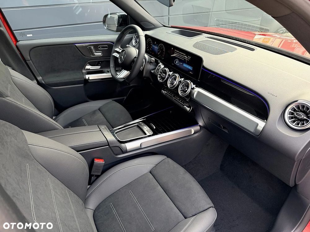 Mercedes-Benz GLB 220 mHEV 4-Matic AMG Line 8G-DCT - 20