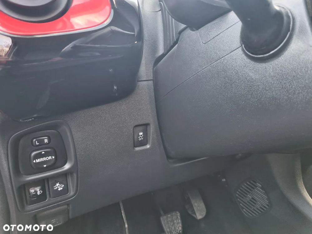 Toyota Aygo x-clusive Style Selection - 24