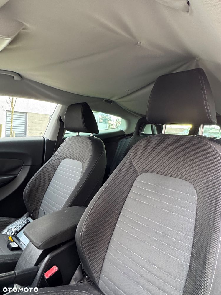 Volkswagen Scirocco - 11