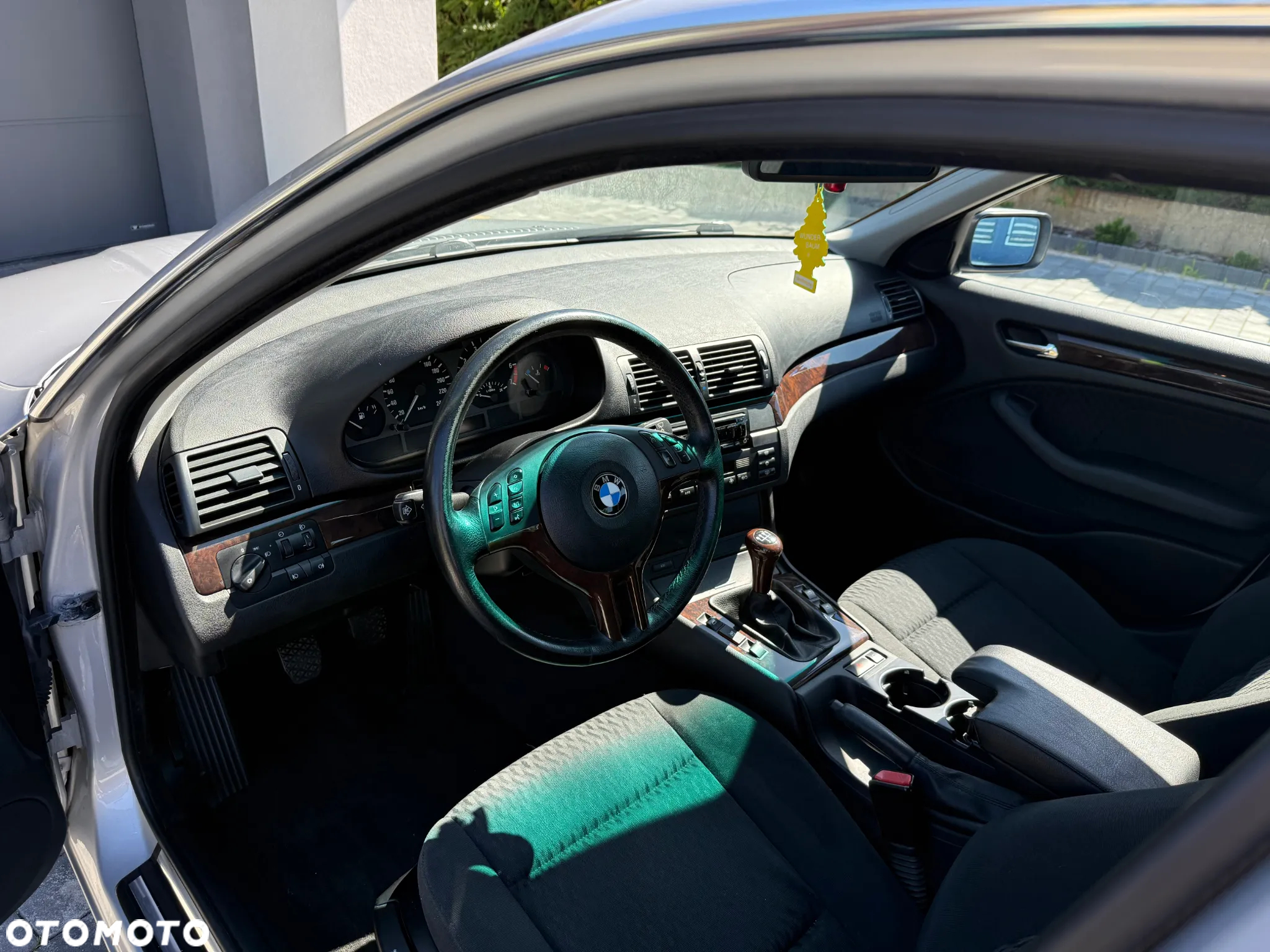 BMW Seria 3 325i - 11