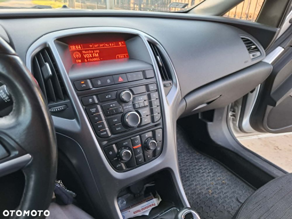 Opel Astra 1.4 T S&S EU6 - 9