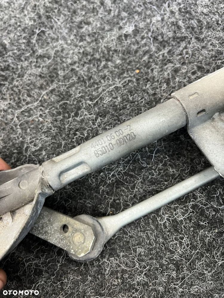 toyota yaris I HB lift mechanizm wycieraczek 851100D020 - 4