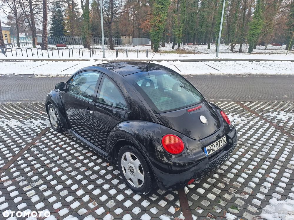 Volkswagen New Beetle - 3