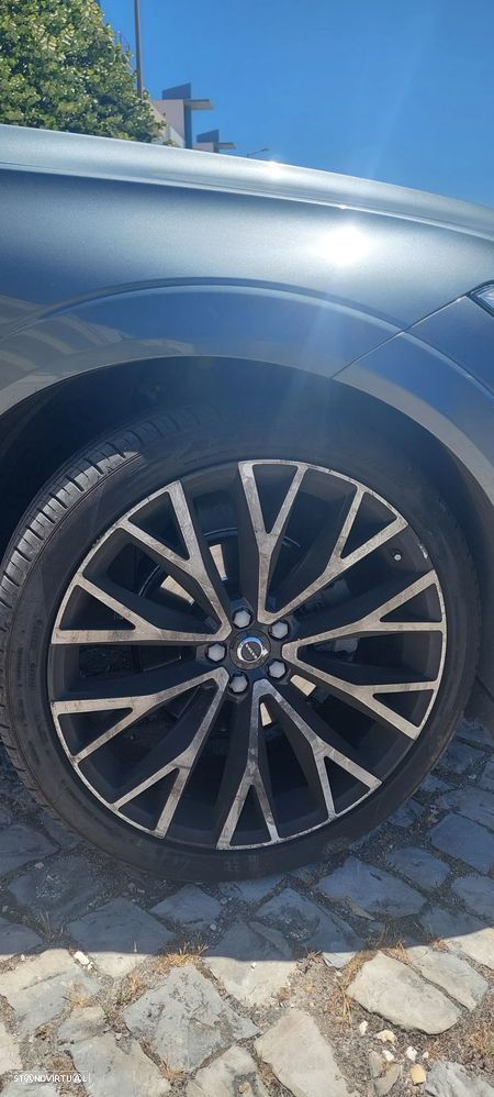 Volvo XC 60 2.0 D4 R-Design AWD Geartronic - 5